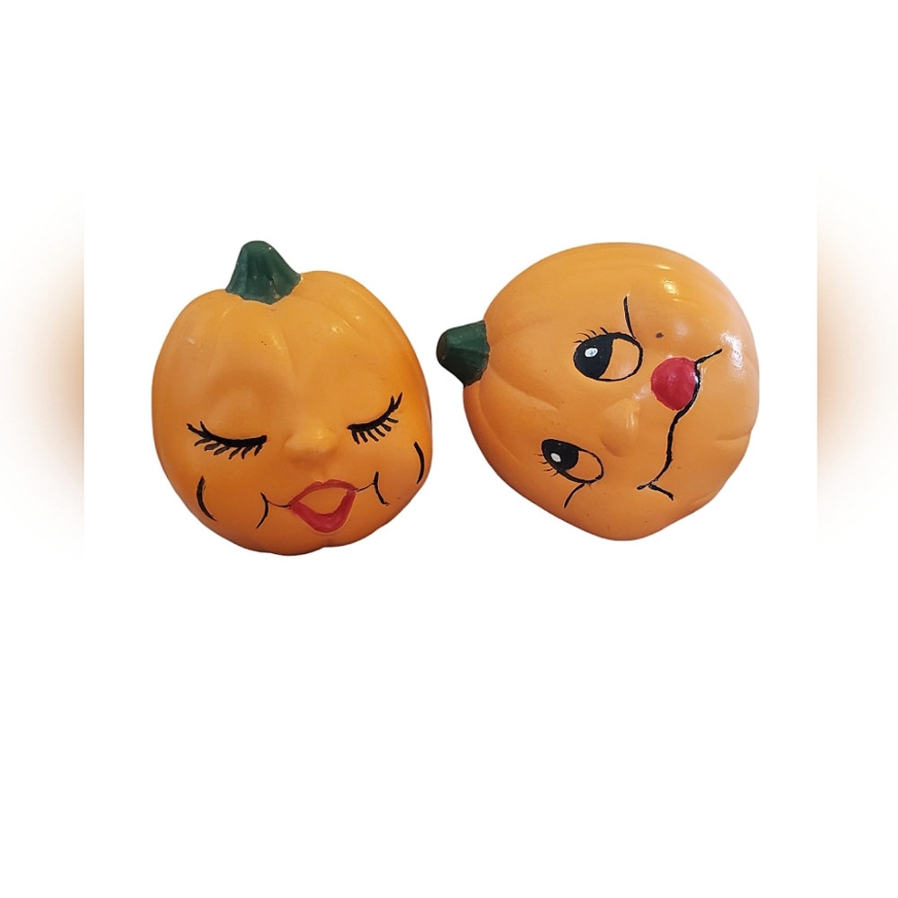 Vintage ceramic pumpkins